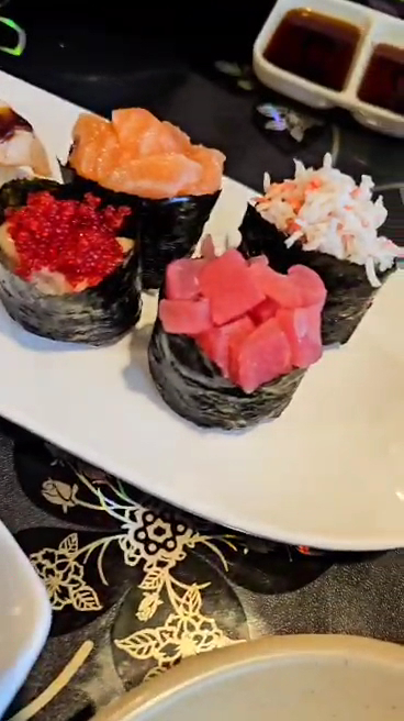 Roll'n Pin Asian Restaurant